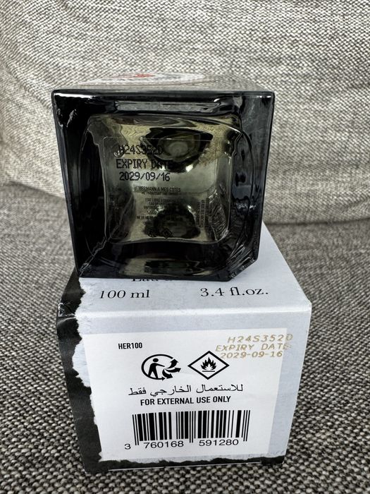 Etat Libre d`Orange Hermann A Mes Cotes Me Paraissait Une Ombre