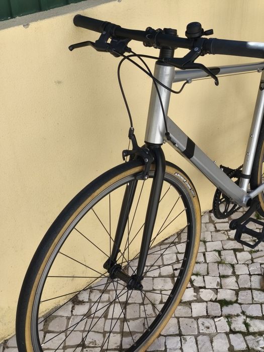 Bicicleta Estrada flat bar  city bike  btwin triban