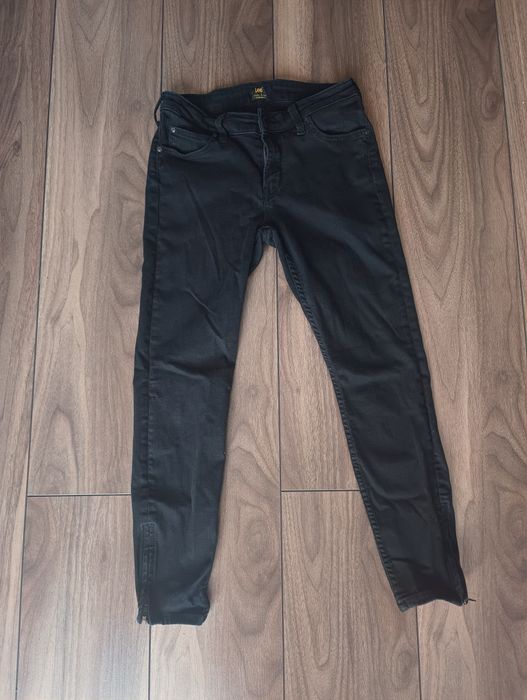 Sprzedam Jeansy Lee
