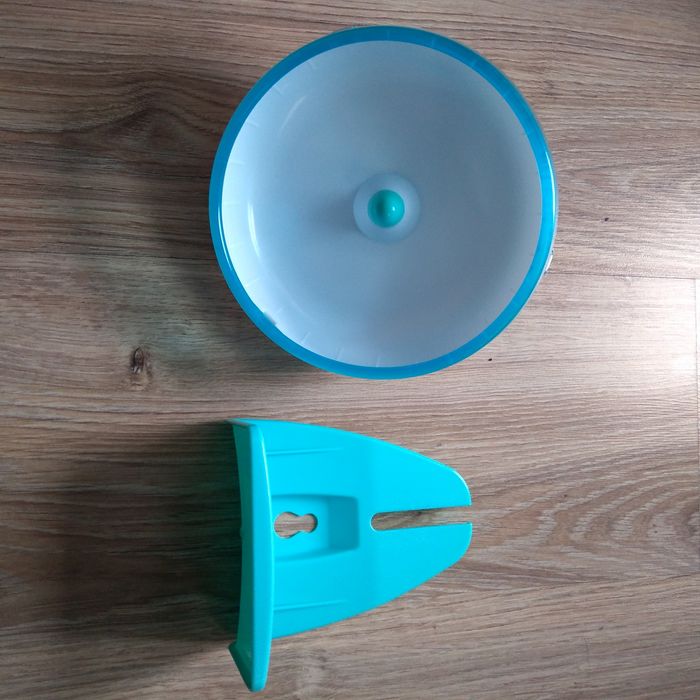 Kołowrotek 2w1 z nòżką