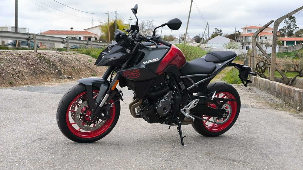 Suzuki 8S, 5 anos garantia