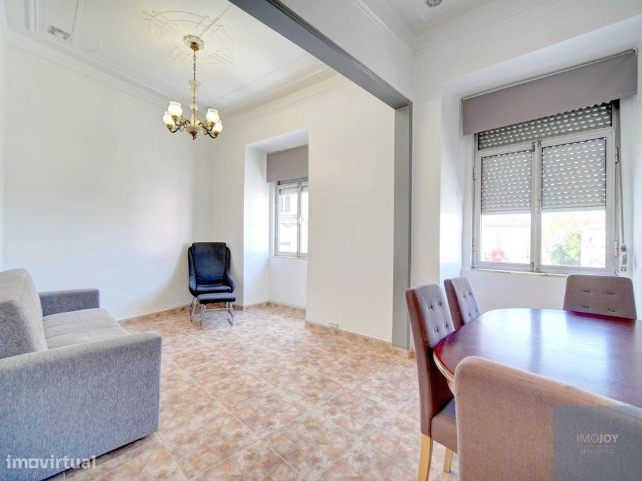 Apartamento T2 em Campolide