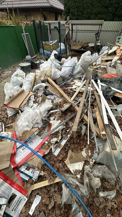 Вивіз сміття.  Вивіз хламу . Вивіз будівельного сміття  мотлоху