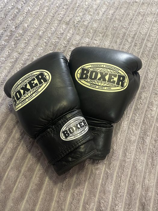Продам перчатки боксерські