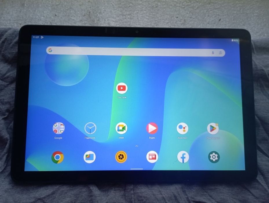 Планшет 2/32  11 android целий