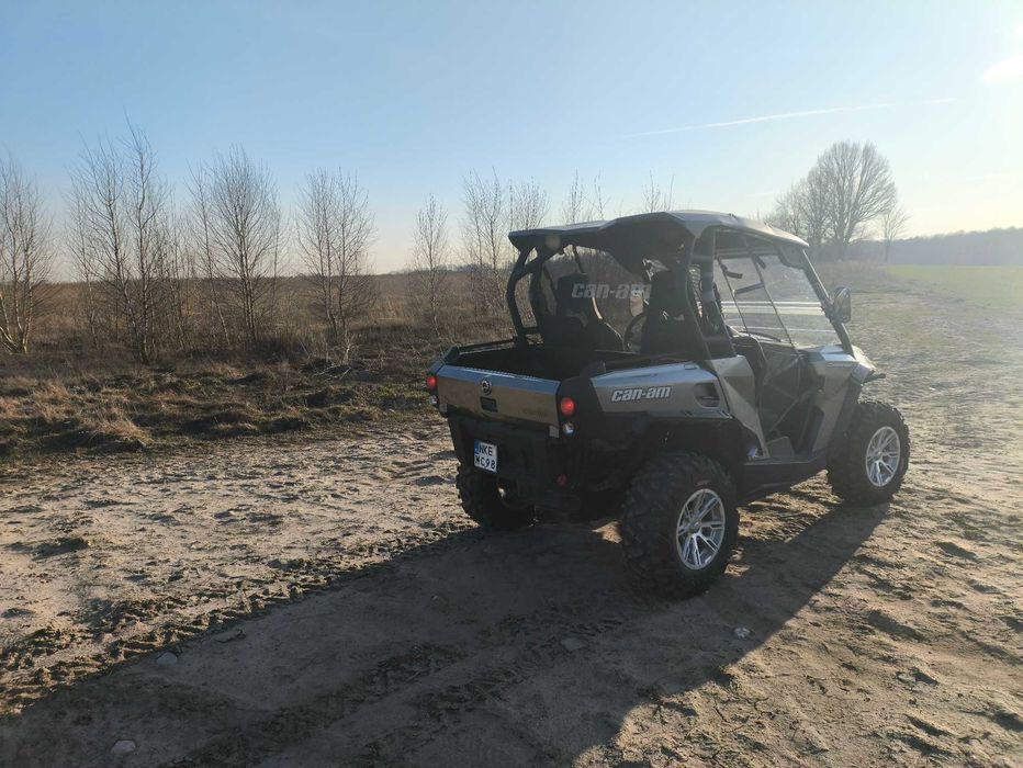can am commander