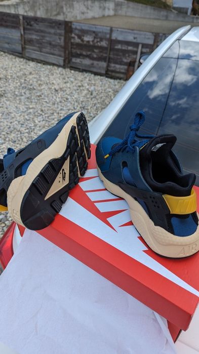 Чоловічі кросівки Nike Air Huarache Premium 42 р. (Маломірить 41 р.)