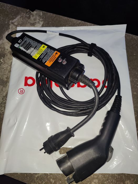 Зарядний пристрій Chevrolet volt 2 bolt