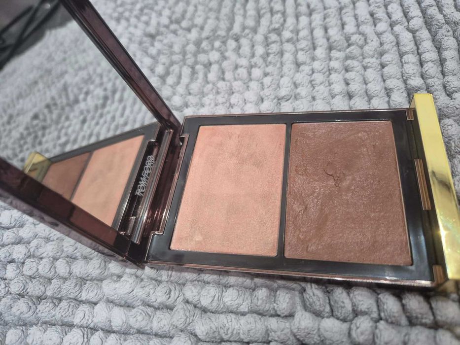Tom Ford shade and illuminate Intensity II brązer rozświetlacz
