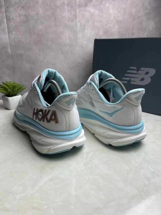Кросівки Hoka Clifton 9 Розмір 42.5 Original Взуття