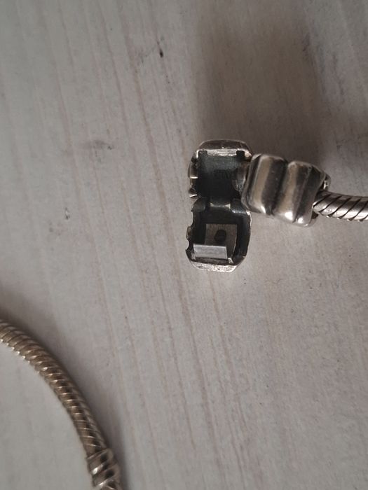 Złom srebra uszkodzona pandora
