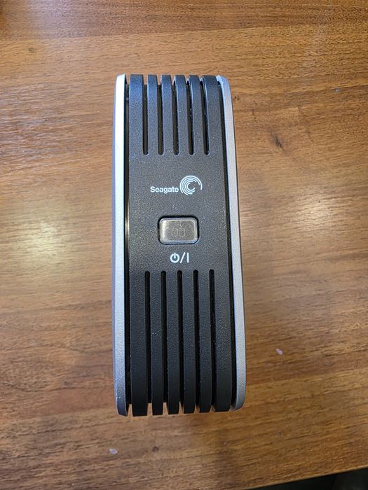 Зовнішній HDD - Seagate Pushbutton Backup 300 Gb - На Запчастини (Б/В)