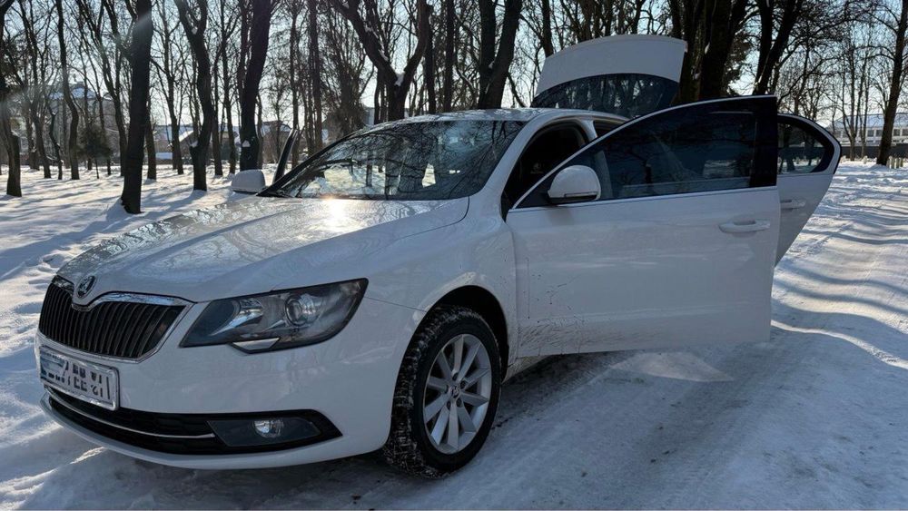 Skoda Superb 2014 VIN TMBAB43T1EB301075 фото оголошення 3 з 19
