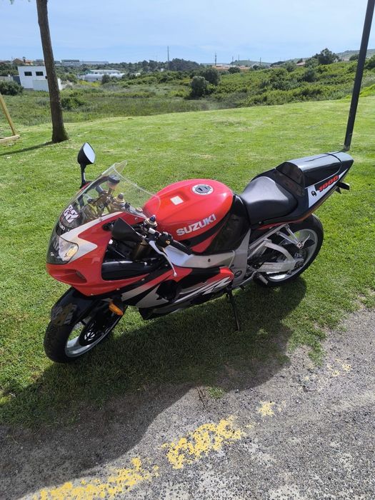 Suzuki GSXR 1000 K1