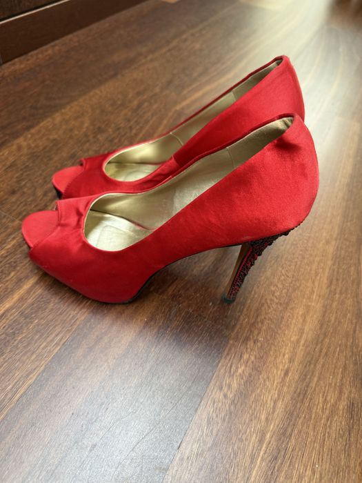 Sapatos de Salto vermelho