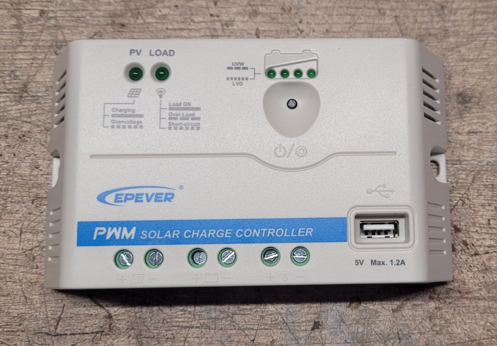 Regulator ładowania PWM EPEVER 20A