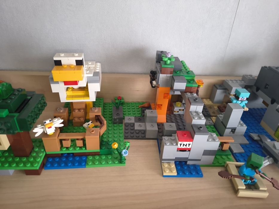 10 zestawów LEGO Minecraft