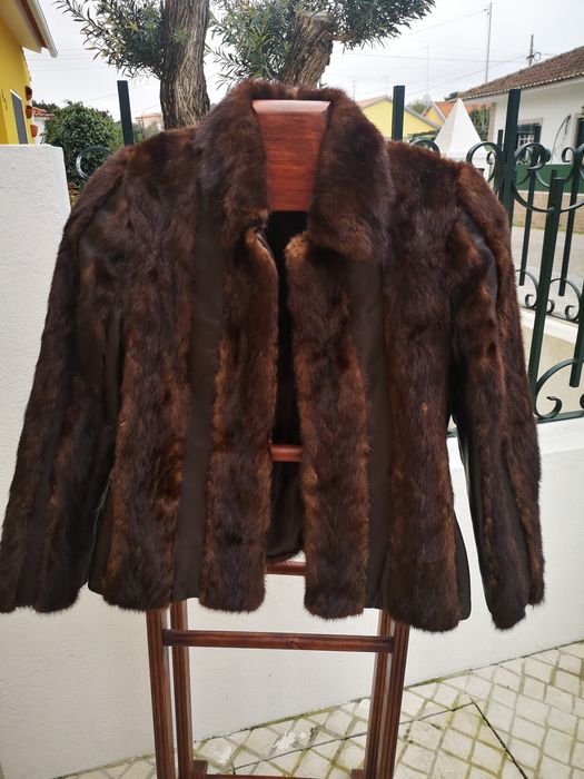 Casaco em pele e pelo