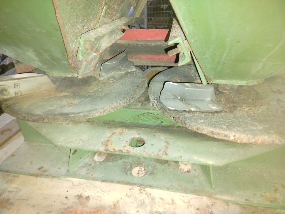 Rozsiewacz nawozów Amazone ZA-F 603