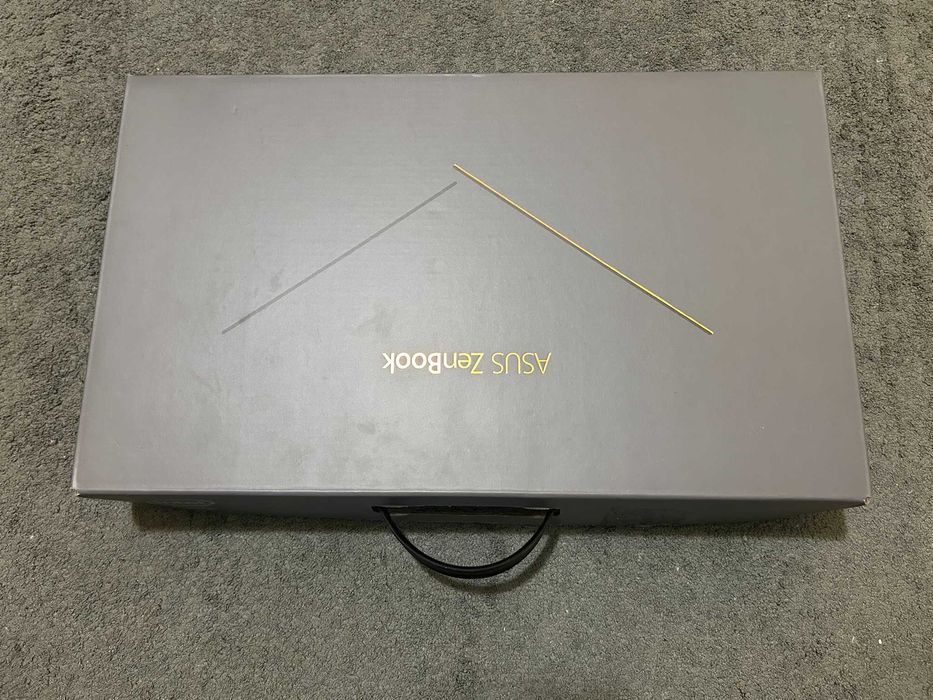 Notebook Asus Zenbook 15 Intel i7