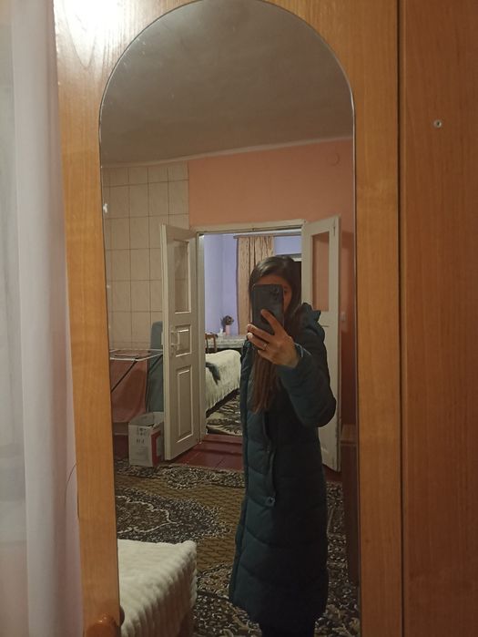 Жіноча зимова куртка