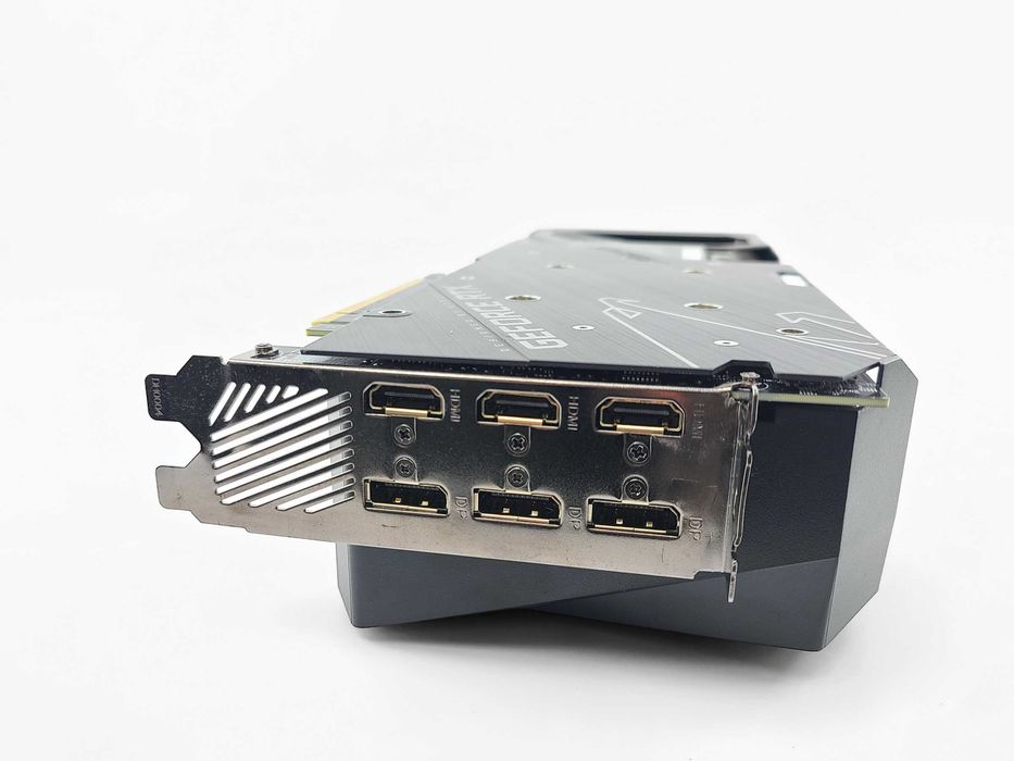 Відеокарта Gigabyte GeForce RTX 3070 Ti AORUS MASTER 8G