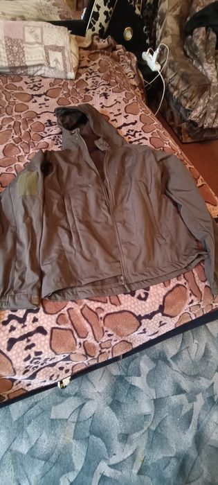 Військовий костюм