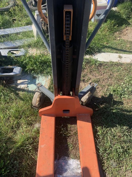 Wózek masztowy paletowy paleciak sztaplarka widlak wysyłka Transport