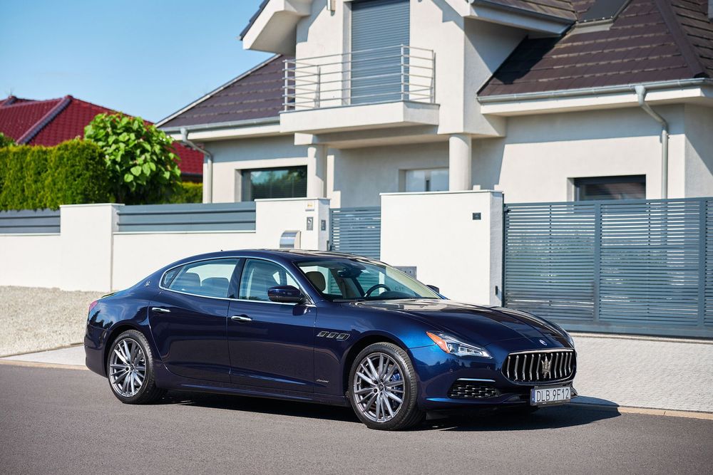 Maserati Quattroporte Faktura VAT23% / Leasing kredyt / serwisowany / TOP