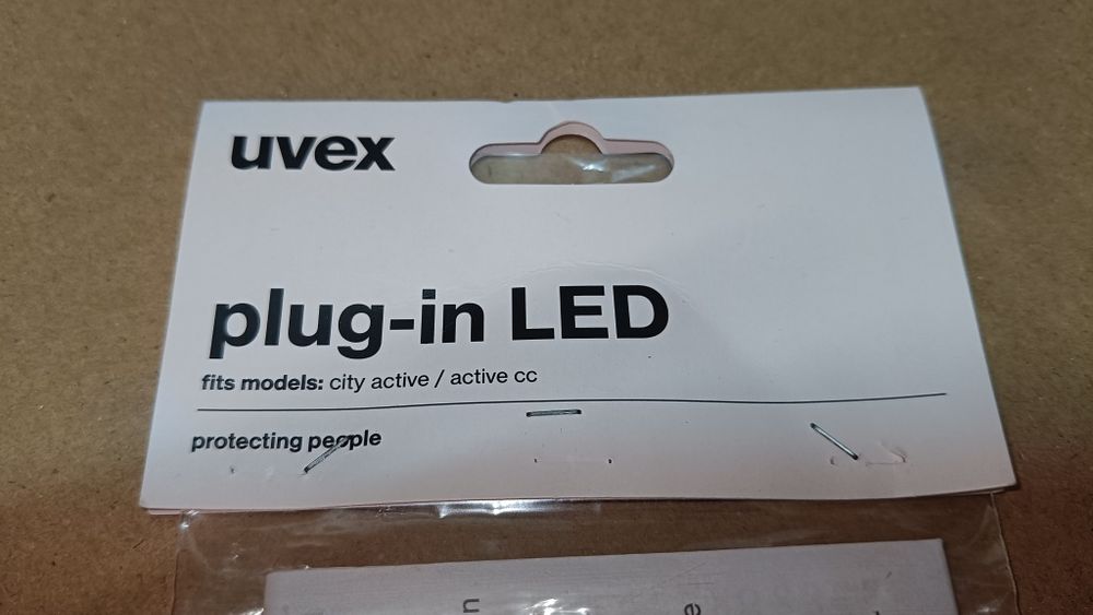 uvex plug-in LED lampka do kasku kompatybilny z modelami uvex active