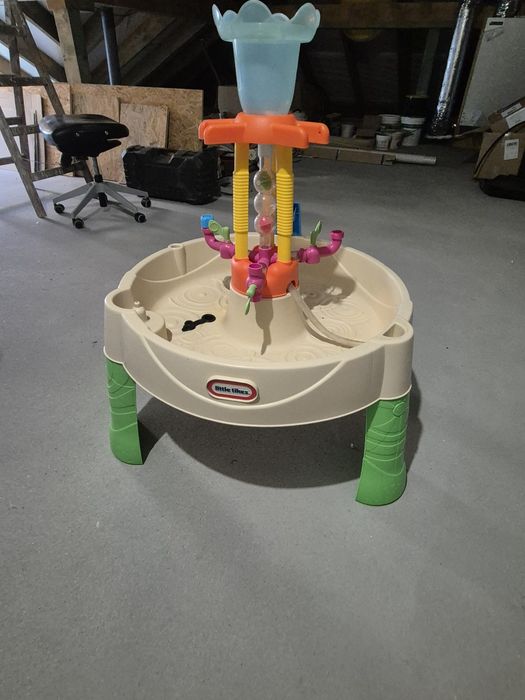 Stolik wodny Little Tikes