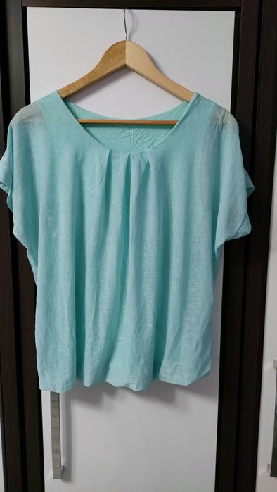 Turkusowa bluzka