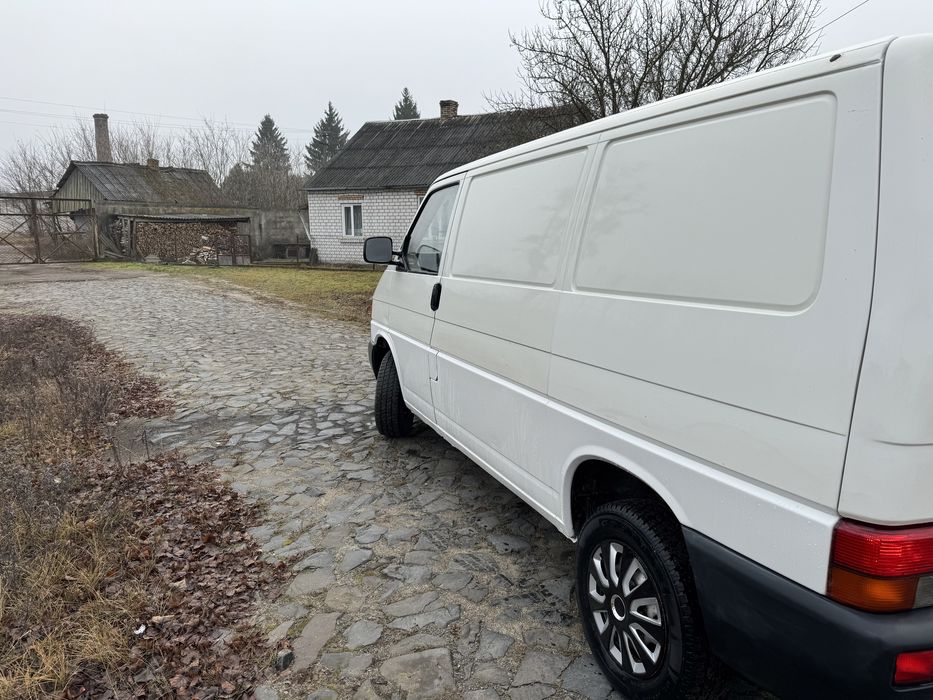 Продаю т4 2.5 в хорошому стані