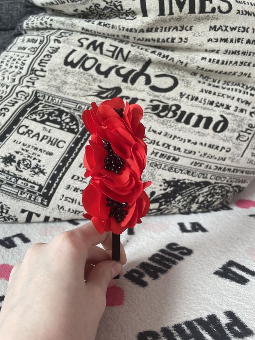 Обруч и заколка для волос