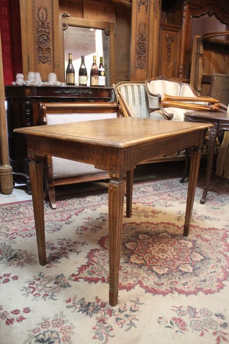 Stolik - biureczko na prostych nóżkach -Gryfino