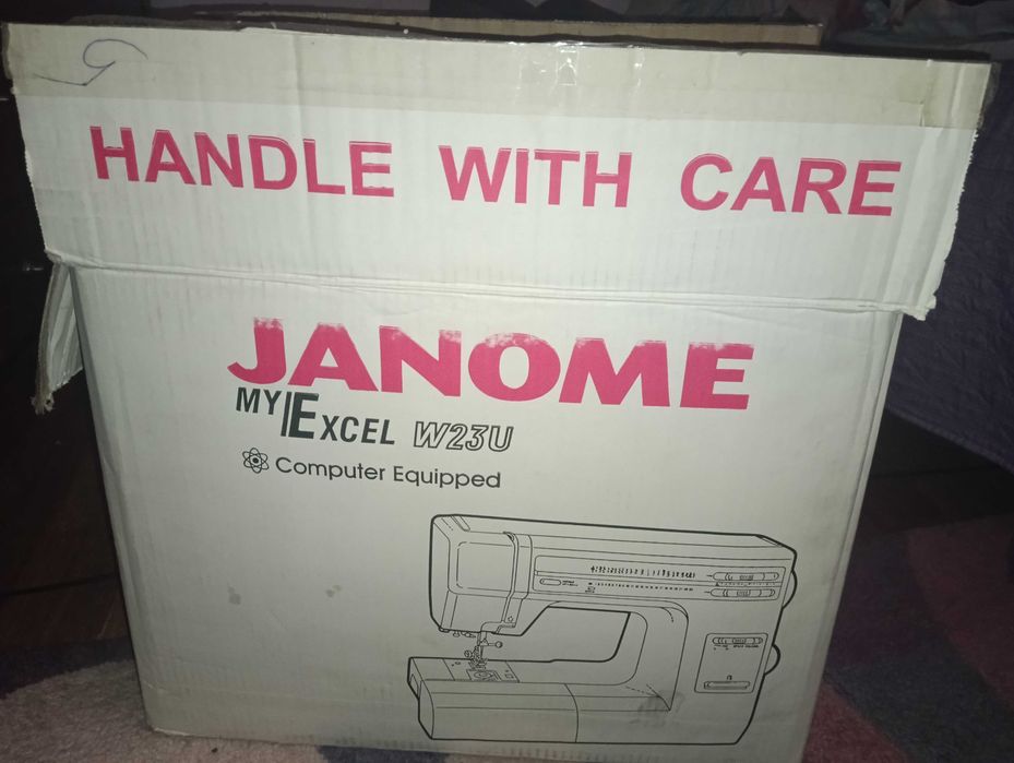 Швейна машинка JANOME W23U