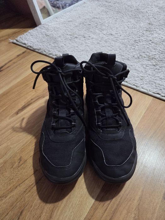 Ботинки кросівки ecco