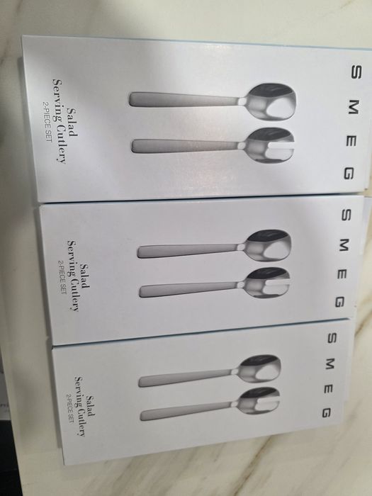 Salad serving cutlery475693926885642240