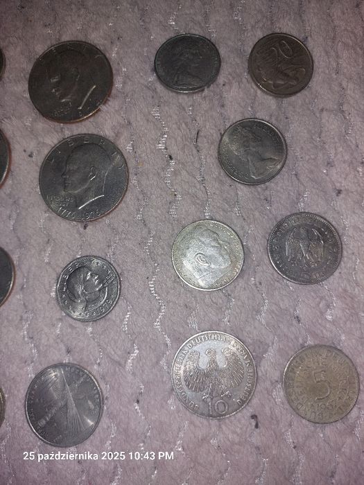 Monety uzywane różne w tym srebrne .