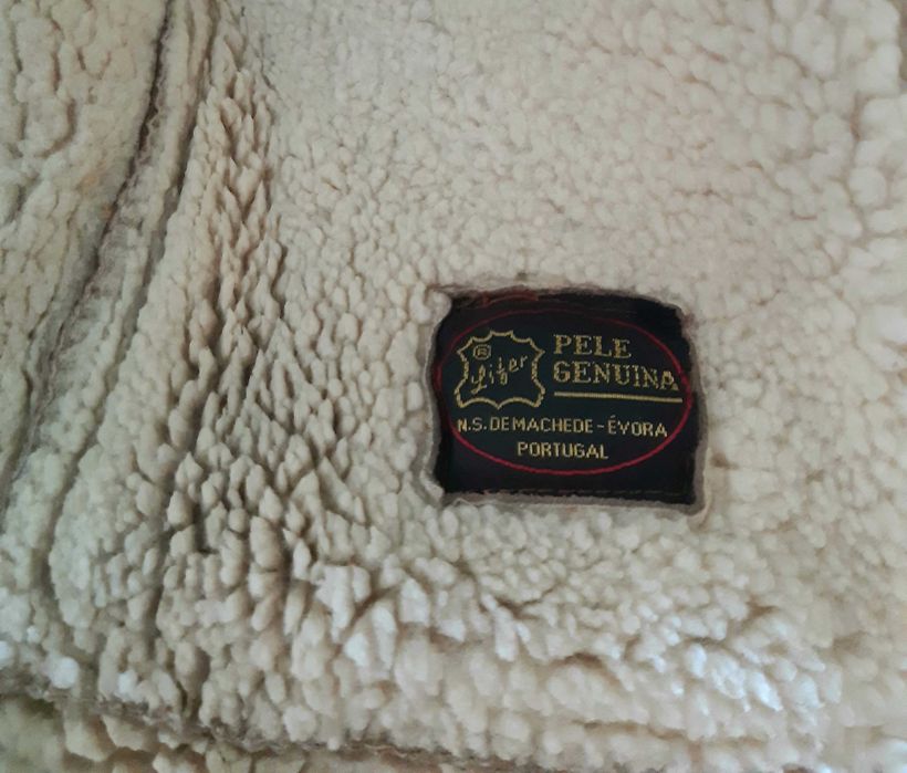 Casaco em Pele Genuína de Borrego com Lã Natural | Fabrico Português | Excelente Estado