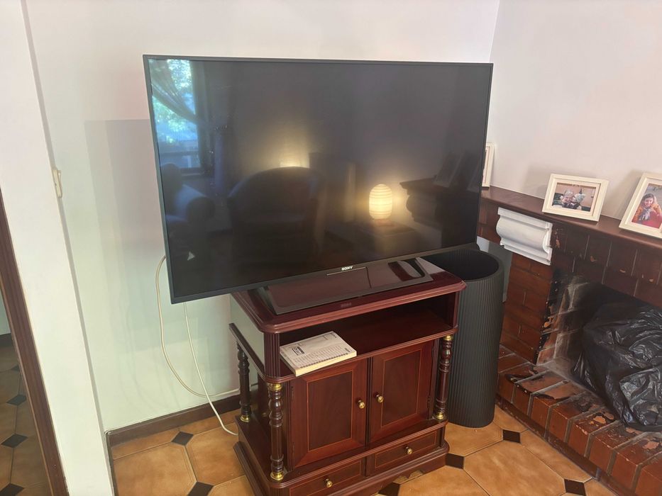Televisor Sony Bravia 49KD - 49 polegadas em perfecto estado de funcionamento