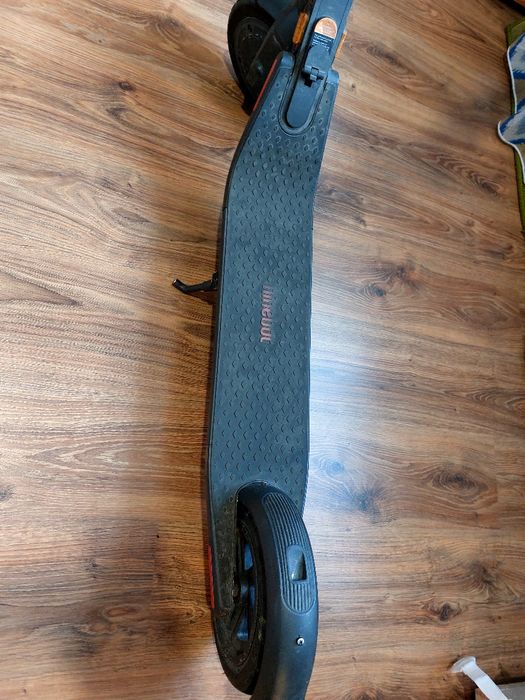Електросамокат Ninebot KickScooter