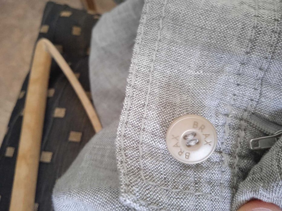 Льняні штани фірми Brax