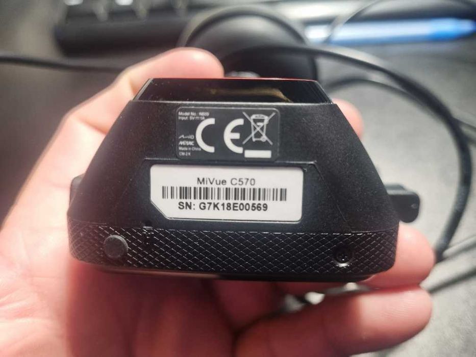 Kamera samochodowa Mio C570 + karta 32gb