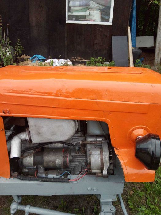 Traktorek SAM pomarańczowy