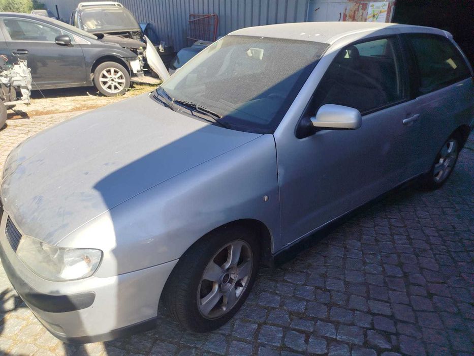 Para peças Seat Ibiza 1.4I 16V ano 2002