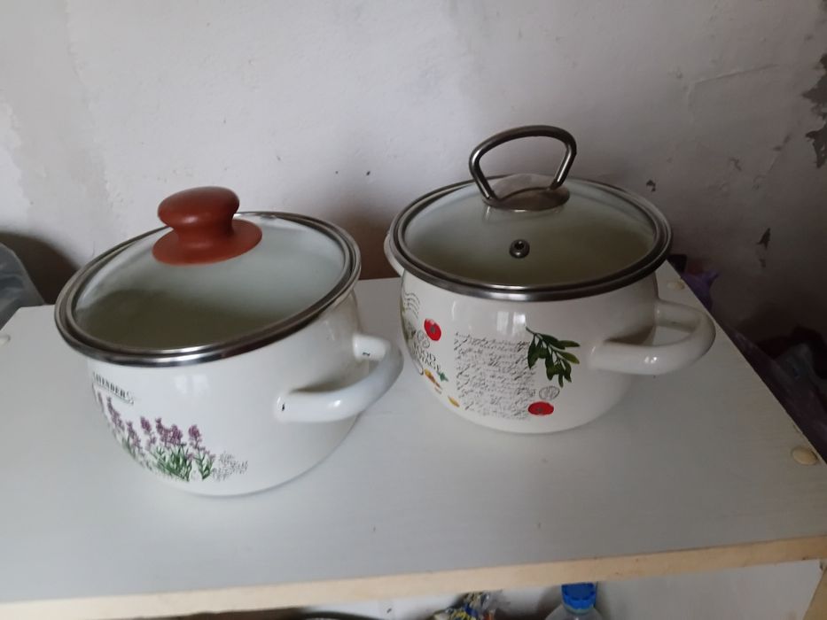 Кастрюли  (новие).