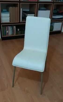 Cadeiras (4 unidades)