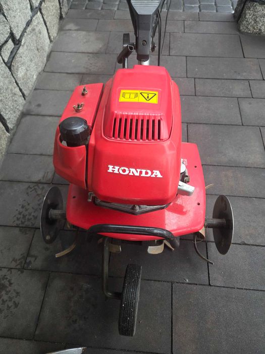 Glebogryzarka spalinowa