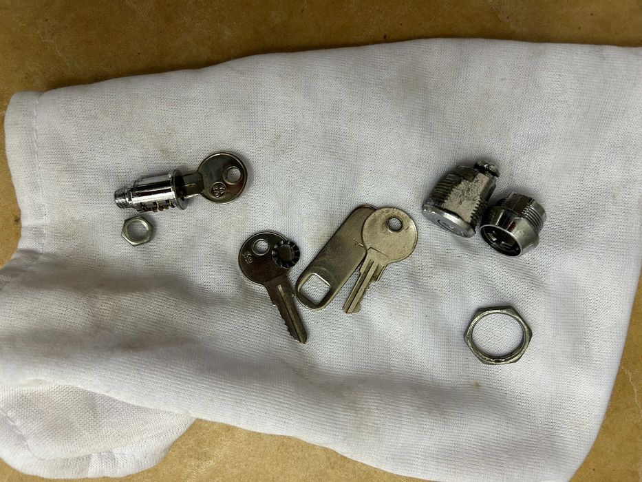 Fechaduras em bom estado vários modelos